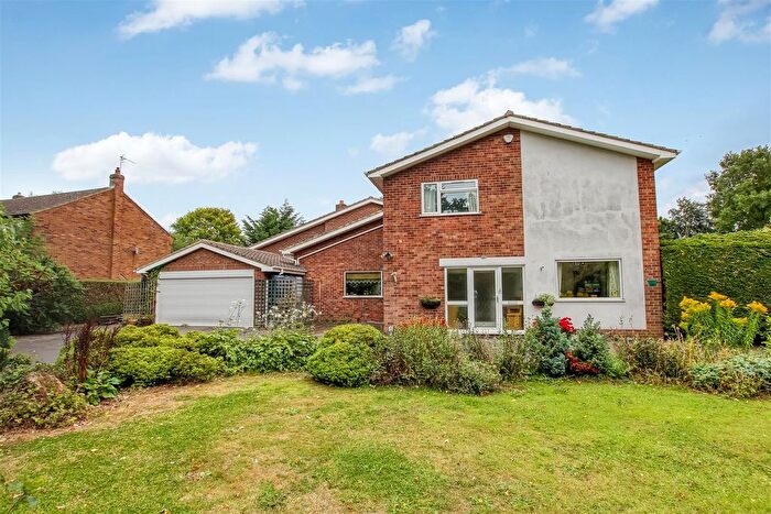 4 Bedroom Detached House For Sale In Northallerton Road, Brompton, Northallerton, DL6