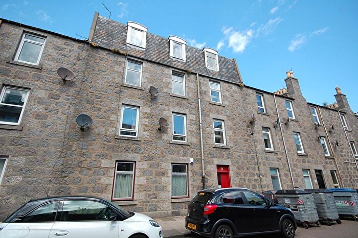 3 Bedroom Flat To Rent In Urquhart Road, Aberdeen, AB24