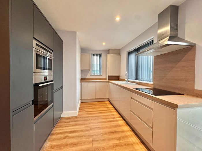 2 Bedroom Flat To Rent In Minnis Road, Birchington, CT7