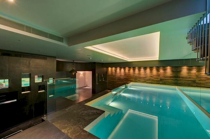 5 Bedroom Flat To Rent In Princes Gate, South Kensington, SW7