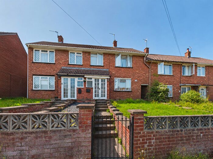 3 Bedroom Detached House To Rent In Mapleleaze, Brislington, BS4