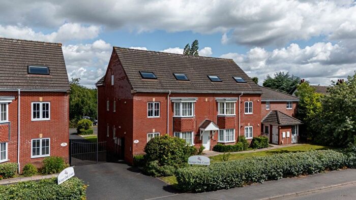 2 Bedroom Flat For Sale In Reddicap Heath Road, Sutton Coldfield, B75