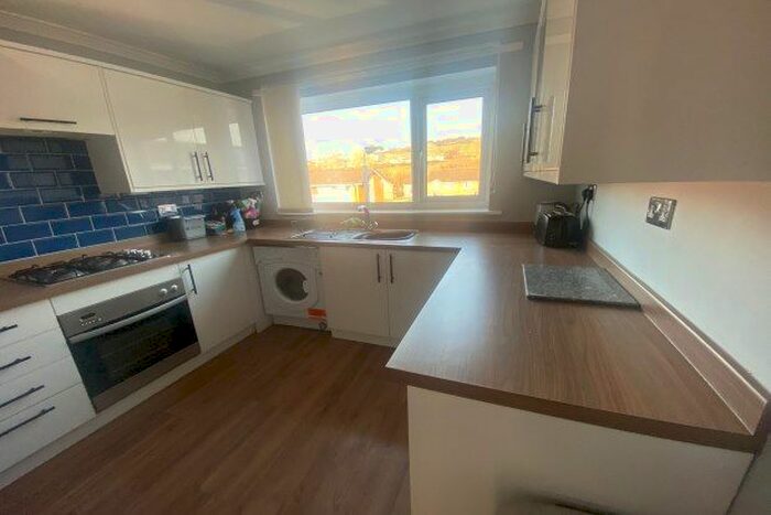 2 Bedroom Flat To Rent In Ddol Ddu, Colwyn Bay, LL29