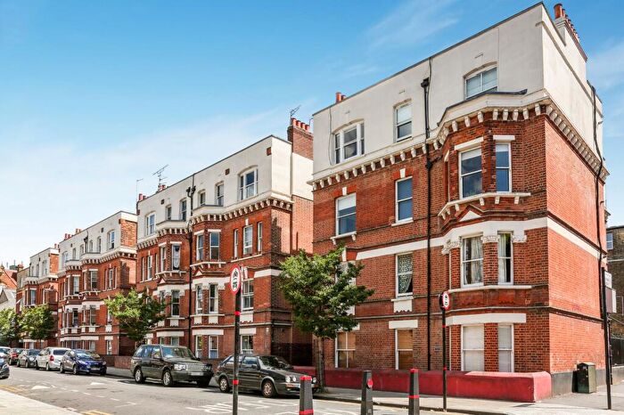2 Bedroom Flat For Sale In Salcombe Road, Eagle Mansions Salcombe Road, N16