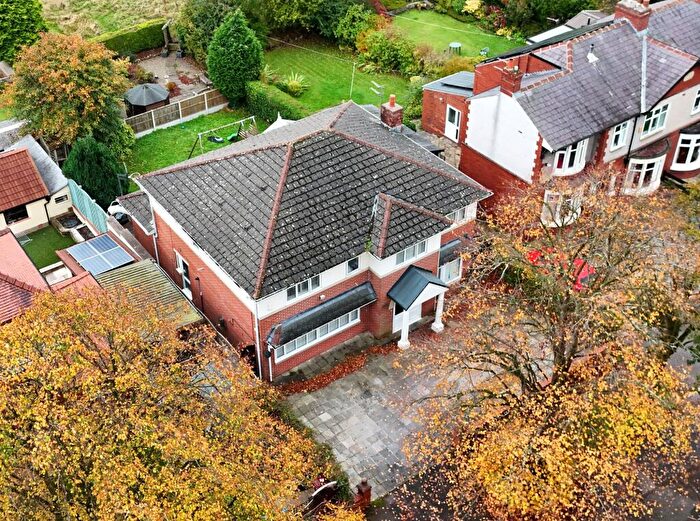 5 Bedroom Detached House For Sale In Somerset Avenue, Wilpshire, BB1