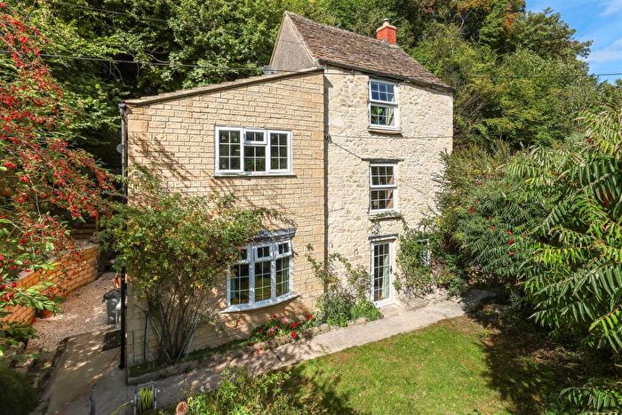 3 Bedroom Detached House For Sale In Hartley Bridge, Horsley, Stroud, GL6