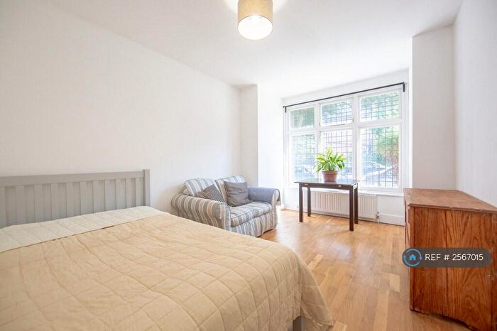 Studio To Rent In Aberdare Gardens, London, NW6