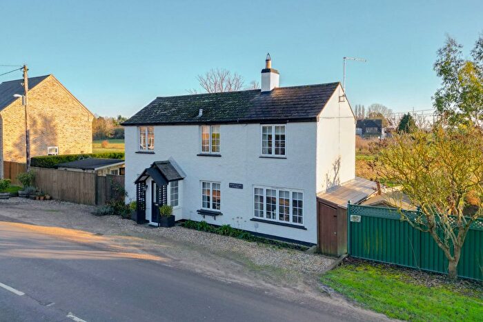 3 Bedroom Detached House For Sale In Brook Cottage, The Bank, Somersham, PE28