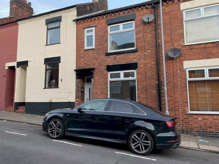 3 Bedroom Terraced House To Rent In Balliol Street, Stoke-On-Trent, ST4