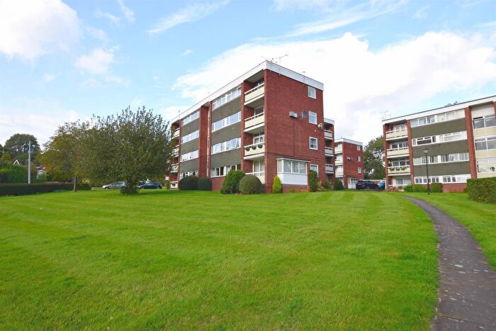 2 Bedroom Flat To Rent In Victoria Court Allesley Park Coventry, CV5