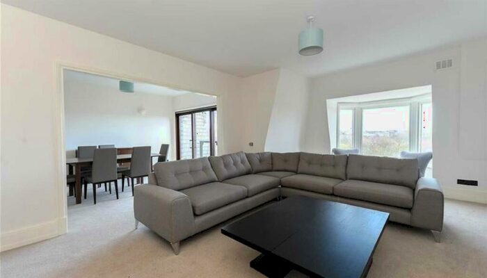 5 Bedroom Flat To Rent In Park Road, St John's Wood, London, NW8