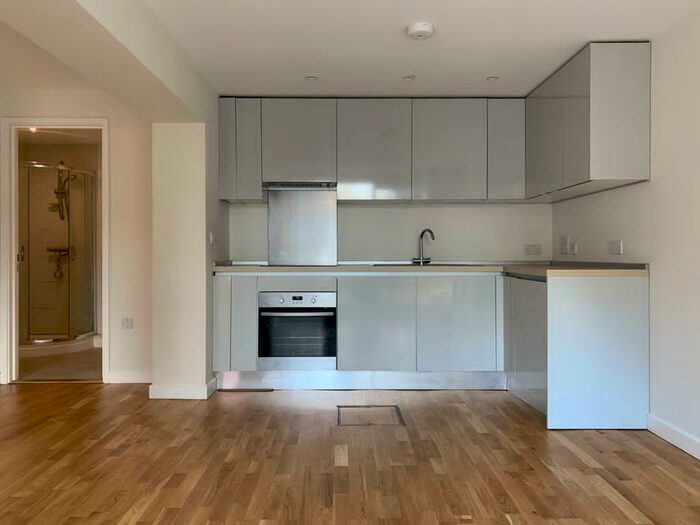 1 Bedroom Apartment To Rent In Glebe Road, Chelmsford, CM1