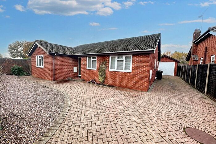 3 Bedroom Detached Bungalow For Sale In Verwood, BH31