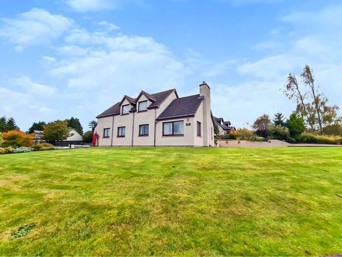 4 Bedroom Detached House For Sale In Druid Temple Way, Inverness, IV2