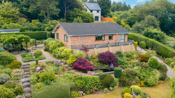 3 Bedroom Detached House For Sale In Hewletts Way, Ruspidge, Cinderford, Gloucestershire., GL14