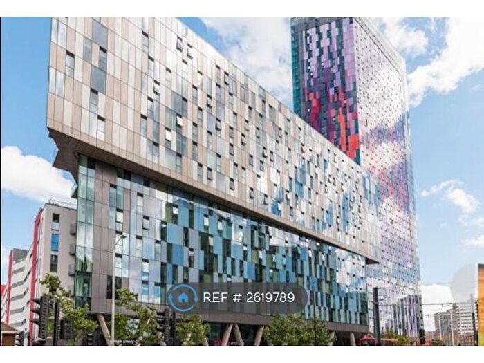 2 Bedroom Flat To Rent In Saffron Central Square, Croydon, CR0