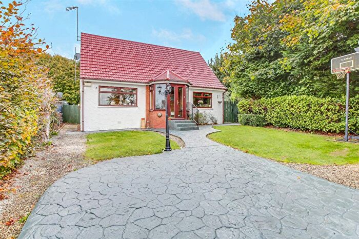 3 Bedroom Bungalow For Sale In South Road, Busby, Glasgow, East Renfrewshire, G76