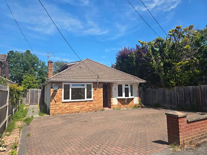 6 Bedroom Bungalow For Sale In Wood Street, Ash Vale, GU12