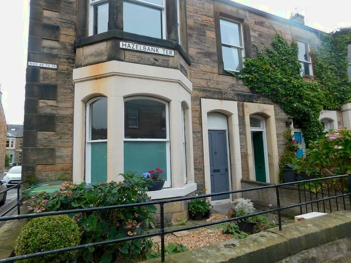 2 Bedroom Flat To Rent In Hazelbank Terrace, Edinburgh, EH11