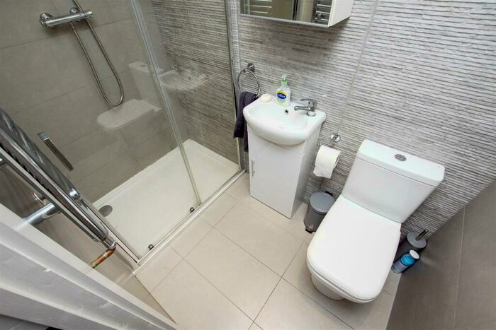 7 Bedroom House To Rent In Tiverton Road, Birmingham, B29