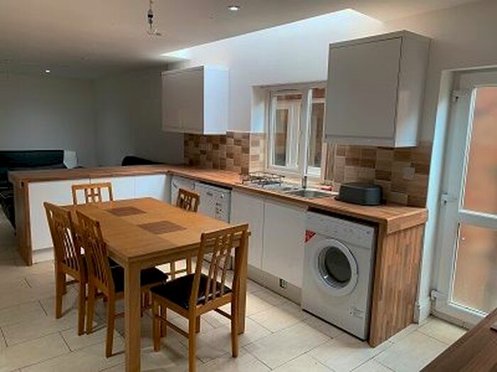 9 Bedroom Terraced House To Rent In Dawlish Road, Selly Oak, B29