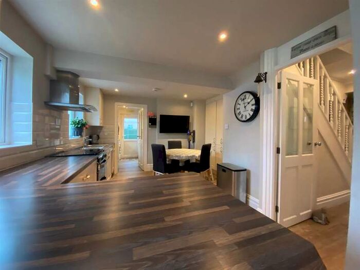 4 Bedroom Semi Detached House For Sale In Mostyn Avenue, Heswall