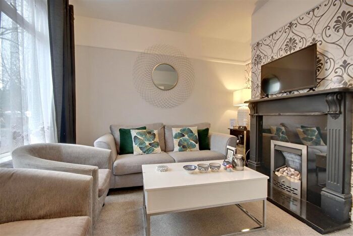 3 Bedroom Terraced House For Sale In Locksway Road, Southsea, PO4