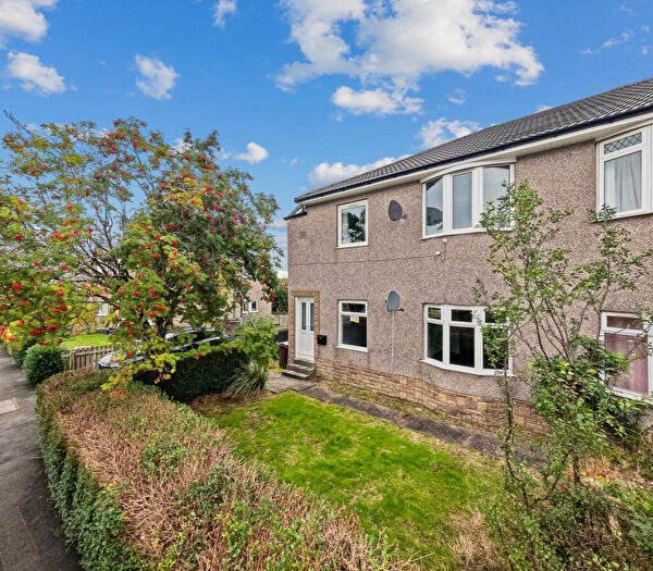 3 Bedroom Flat For Sale In Gladsmuir Road, Cardonald, Glasgow, G52