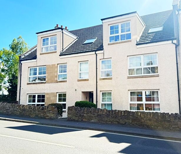 2 Bedroom Flat To Rent In Toll Road, Kincardine, Fife, FK10