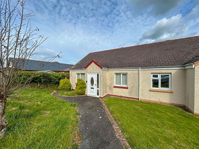 2 Bedroom Semi-Detached House For Sale In Summerhill Close, Simpson Cross, Haverfordwest, SA62
