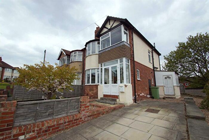 3 Bedroom Semi-Detached House To Rent In St. Martins Grove, Chapel Allerton, Leeds, LS7