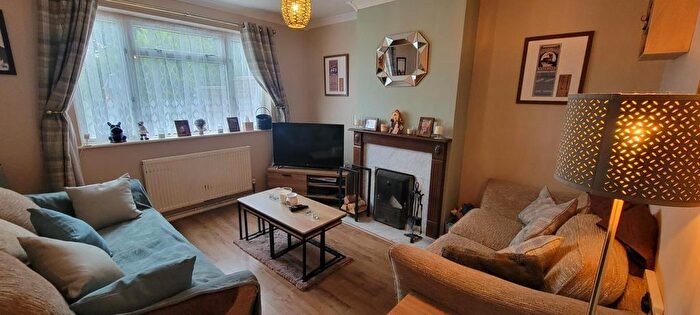 2 Bedroom End Of Terrace House To Rent In St. Crispins Avenue, Wellingborough, NN8