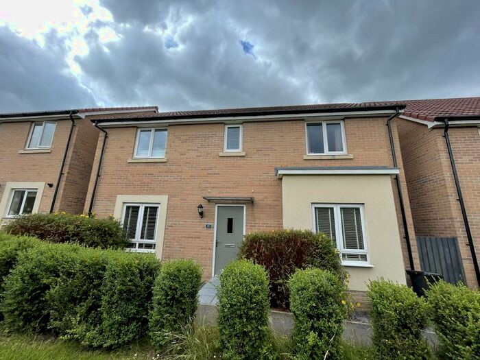 4 Bedroom Detached House To Rent In Cowslip Crescent, Emersons Green, Bristol, BS16