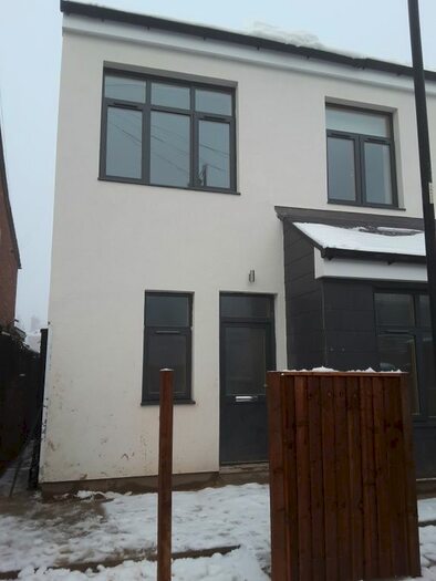 1 Bedroom Flat To Rent In Park Road, Doncaster, DN1