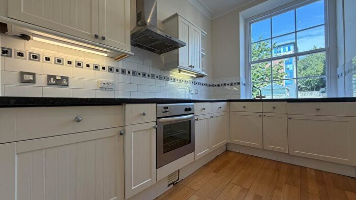 1 Bedroom Apartment To Rent In Orchard Street, BS1