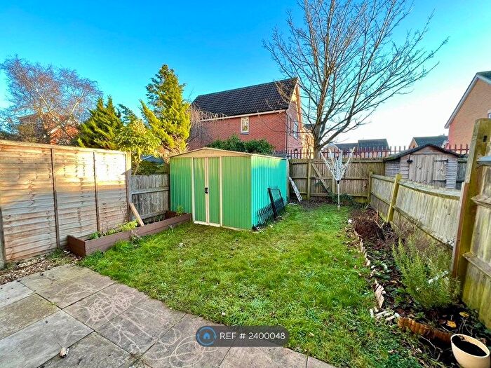 1 Bedroom Flat To Rent In Beaulieu Close, Hounslow, London, TW4