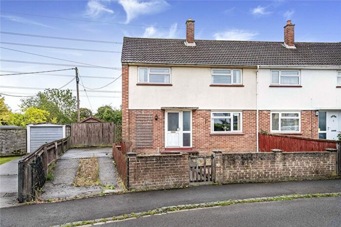 3 Bedroom Semi-Detached House For Sale In Elton Crescent, Wheatley, Oxford, Oxfordshire, OX33