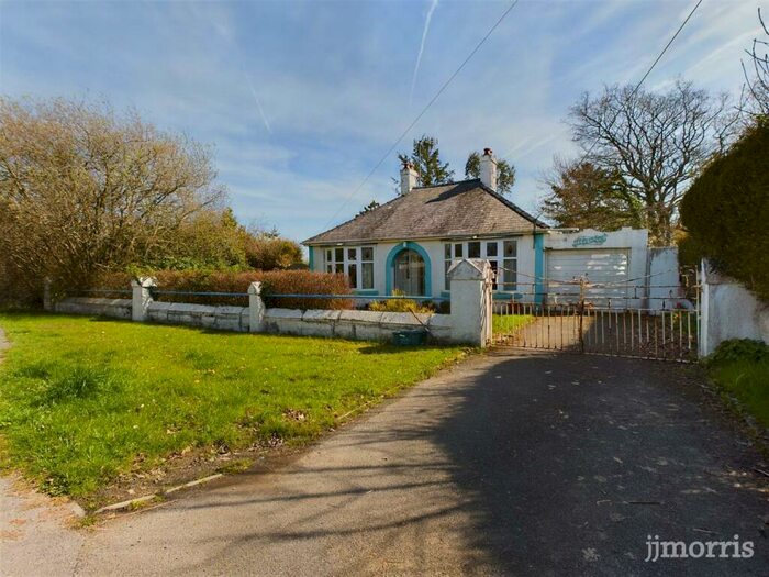 3 Bedroom Detached Bungalow For Sale In Penybryn, SA43