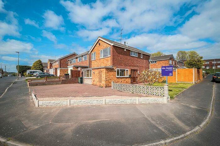 3 Bedroom Detached House To Rent In Cotswold Road, Stourbridge, DY8