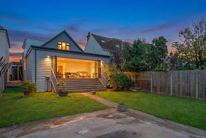 5 Bedroom House For Sale In Northwood Road, Whitstable, CT5