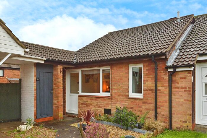 1 Bedroom Terraced Bungalow For Sale In Downland, Two Mile Ash, Milton Keynes, MK8