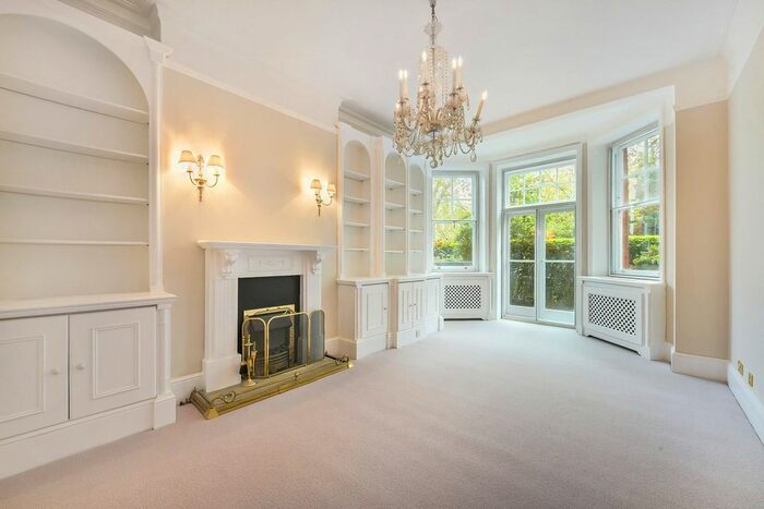 2 Bedroom Flat To Rent In Overstrand Mansions, Prince Of Wales Drive, SW11
