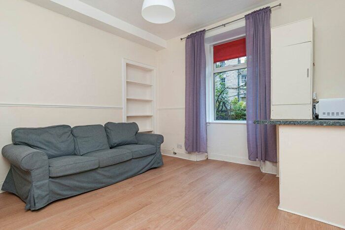 1 Bedroom Flat To Rent In Lt – Tarvit Street, Edinburgh, EH3