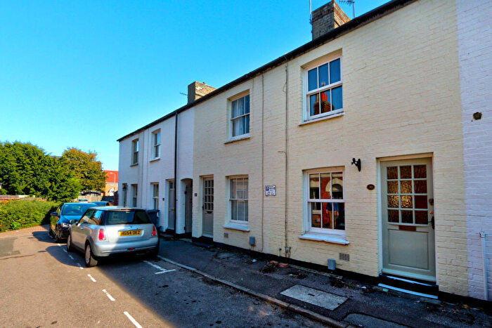 2 Bedroom Cottage To Rent In Orchard Road, Baldock, SG7