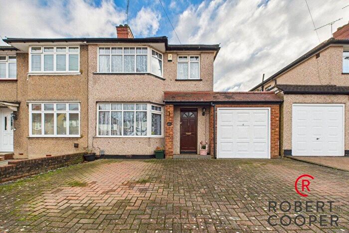 3 Bedroom Semi Detached House For Sale In Woodlands Avenue, Eastcote, HA4