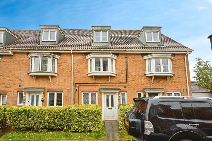4 Bedroom Terraced House For Sale In Brickfield Close, Newport, PO30