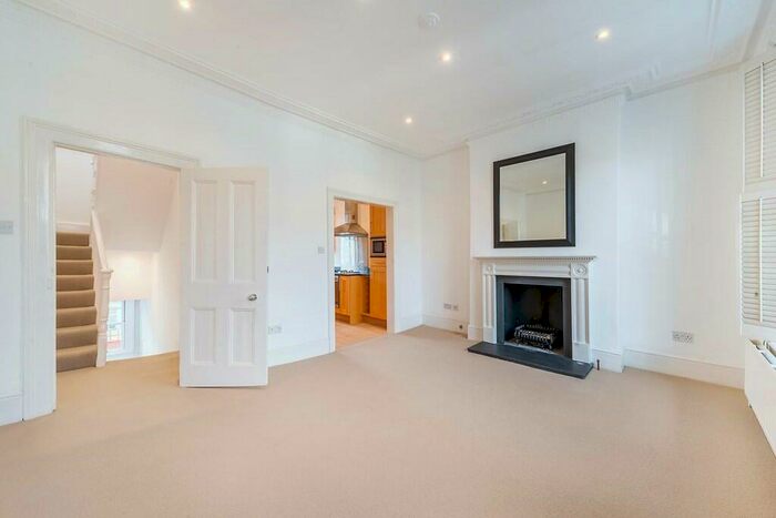 1 Bedroom Apartment To Rent In Park Walk, Chelsea, SW10
