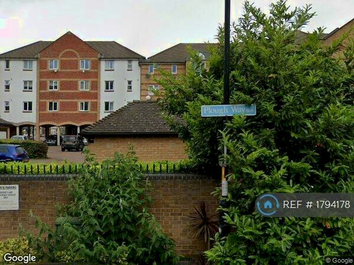 2 Bedroom Flat To Rent In Dunnage Crescent, Surrey Quays, SE16