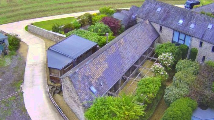 2 Bedroom Barn Conversion For Sale In The Cayo, Llanvaches, NP26