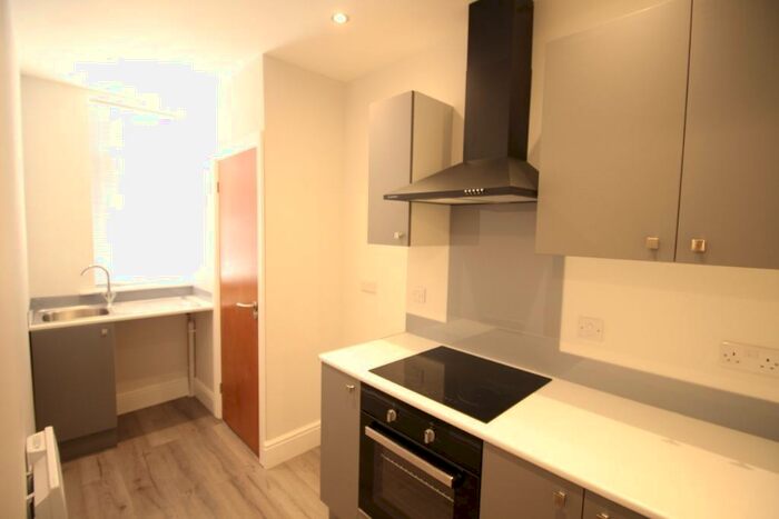 1 Bedroom Flat To Rent In Market Place, Heanor, DE75